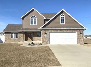 1973 Old Brick Rd, Bourbonnais, IL 60914