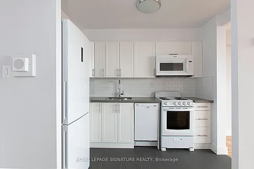 666 Spadina Ave Photo 1 666 Spadina Ave Photo 1