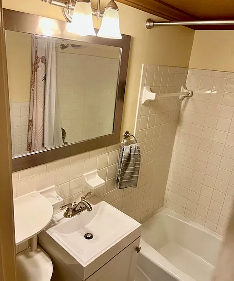 221 Pameto Rd #B — Photo 4