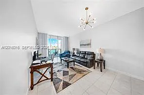 7928 East Dr #305 — Photo 7
