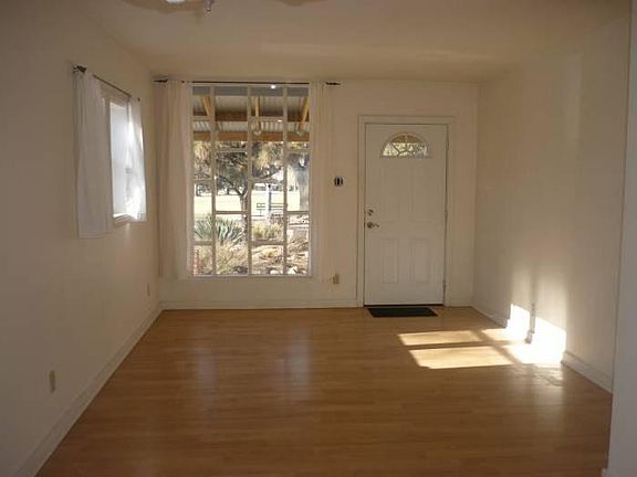 5th image of 2420 Mesa Linda Dr NE
