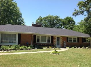 24355 Pemberville Rd, Perrysburg, OH 43551