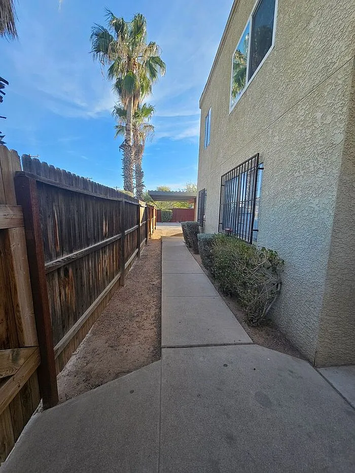 2 bed, 1.0 bath, 625 sqft, $950 — Photo 4