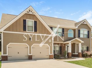 6948 Diamond Dr, Rex, GA 30273