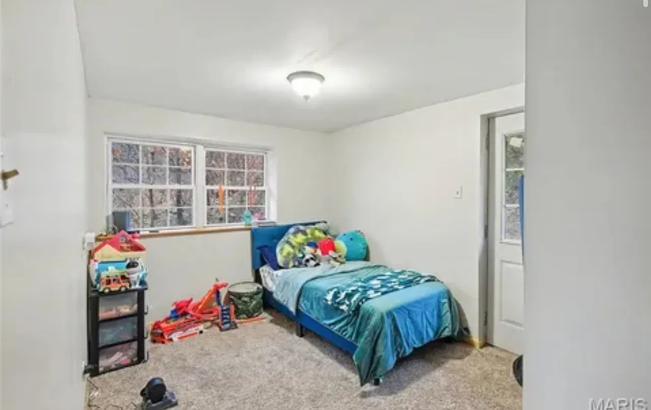 3 bed, 1600 sqft, $1,600 — Photo 4