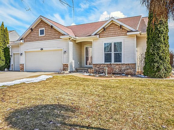 3rd image of 13335 Patchin Dr