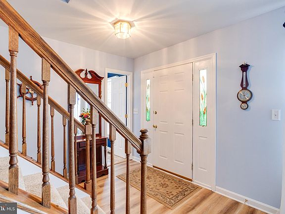 4th image of 2306 Fox Chase Ct