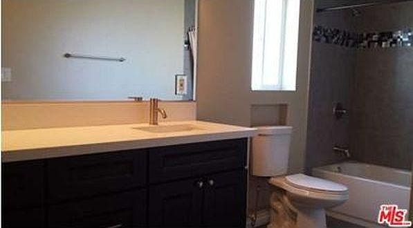 1st image of 1122 10th St #1-6