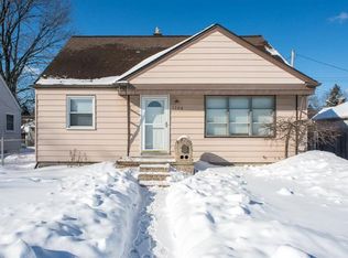 1360 S Harris Rd, Ypsilanti, MI 48198