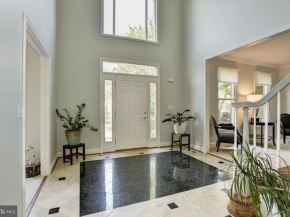 3rd image of 2805 Durmont Ct