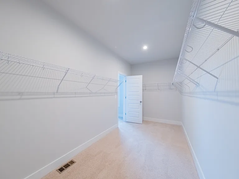 2731 Acadia Dr #B — Photo 28