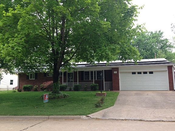 3rd image of 1924 Robin Hood Cir