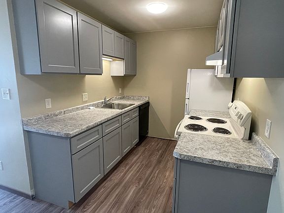 3rd image of 1209 Vogt Dr