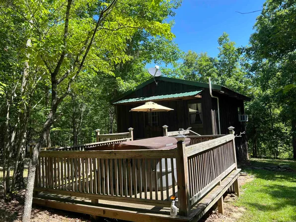 375 Brooks Dr, Dennard, AR 72629