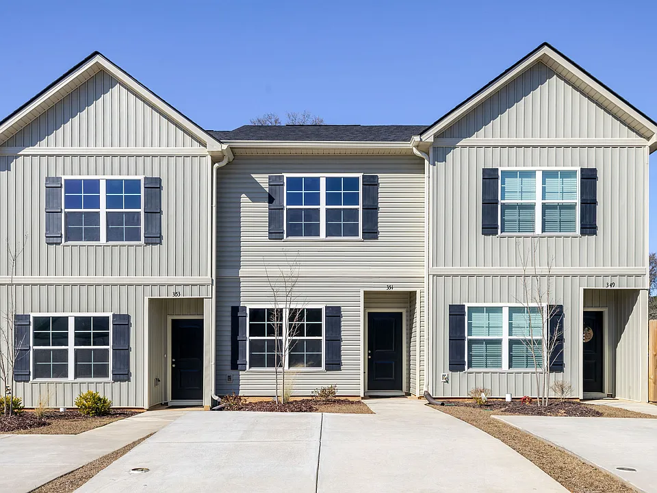 351 Bordeaux Dr