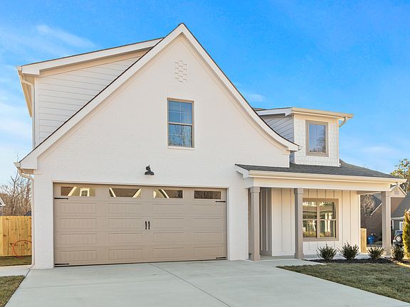 2nd image of 8318 Glenshire Ln