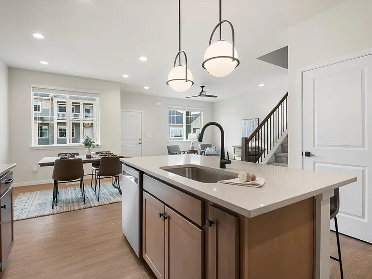 2440 Brookstone Dr #C — Photo 10