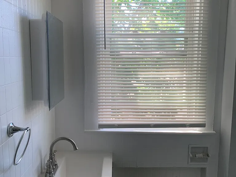 41 Salem St #2 — Photo 9