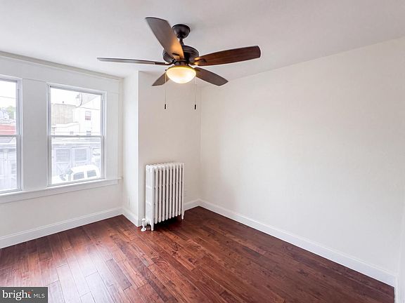 4th image of 1809 Wakeling St