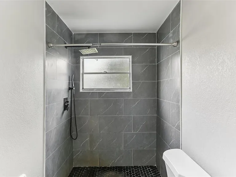 7711 Amherst St #B — Photo 22