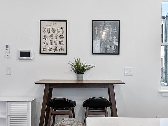 5th image of 3907 Haverford Ave #2R