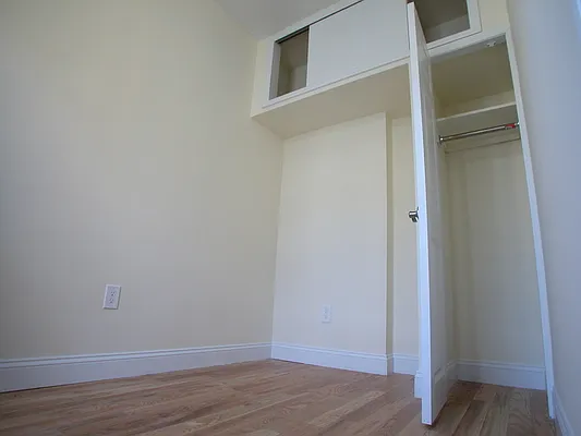 Rented by Triplemint | media 24