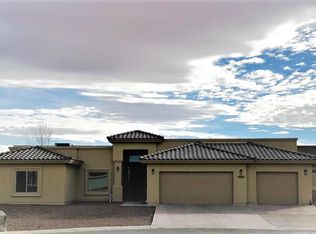 5501 Valley Oak Dr, El Paso, TX 79932