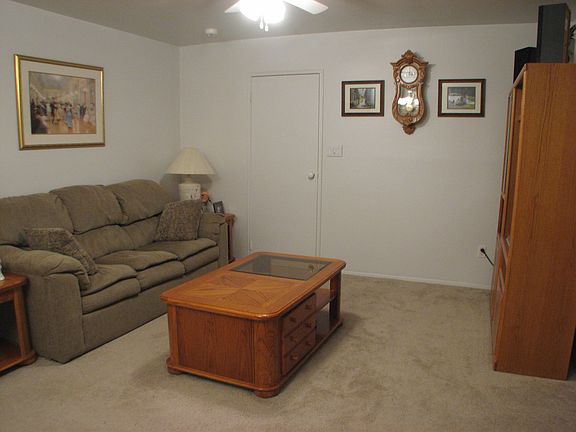 2nd image of 25 Juniper Ct