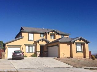 13936 Periwinkle Ct, Hesperia, CA 92344