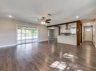 214 N Kemp St, Mabank, TX 75147