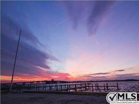 3rd image of 1102 Barnegat Ln