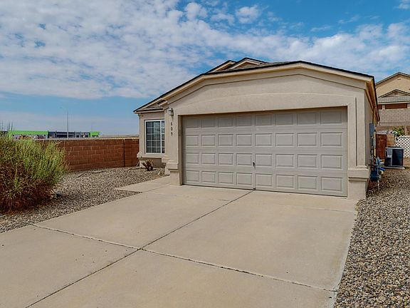 4th image of 609 Vermilion Ct NW