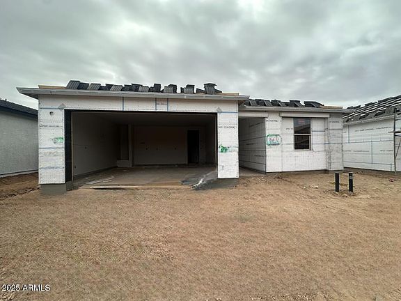 2nd image of 2431 E SPUR Drive