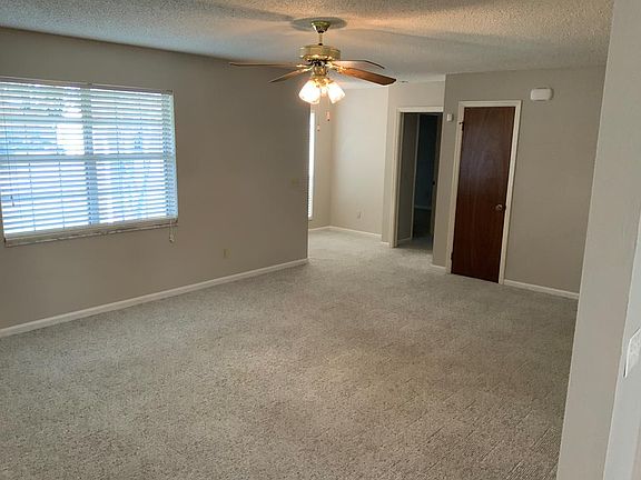 3rd image of 827 42nd St E
