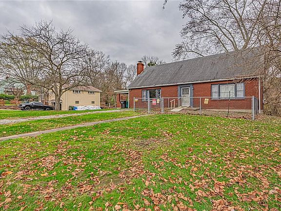 2nd image of 239 Maus Dr