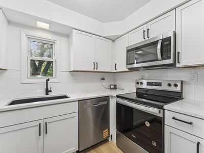 856 S Hampton Rd, Columbus, OH, 43227
