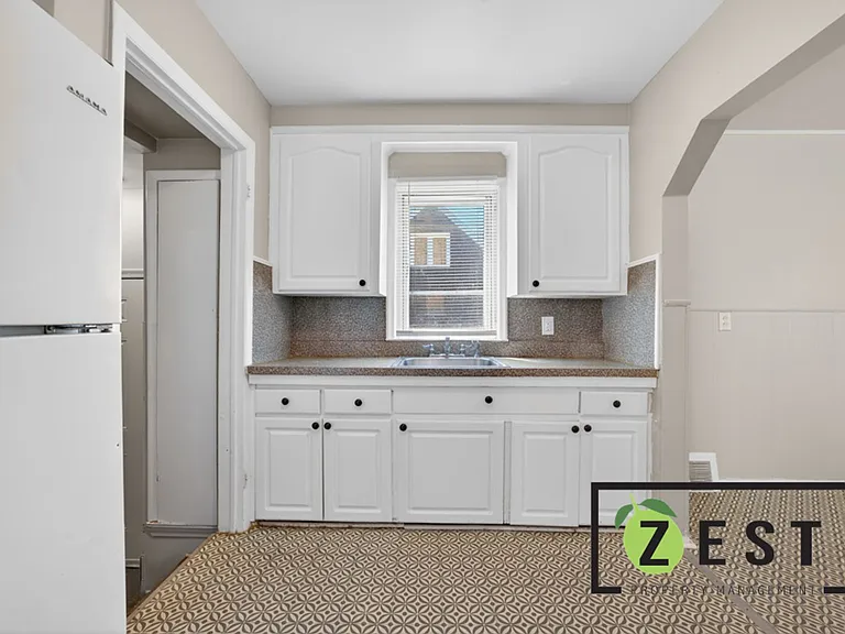8262 Rosemont Ave — Photo 4
