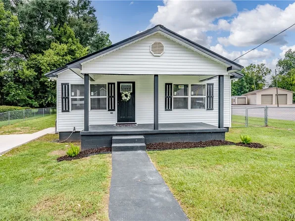 1500 17th St, Northport, AL 35476