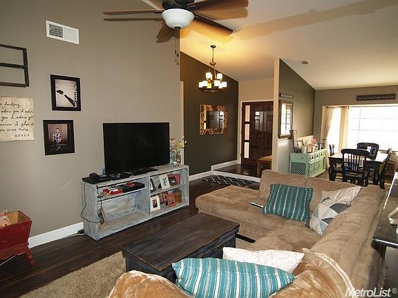 5th image of 2460 Saint Marys Ct