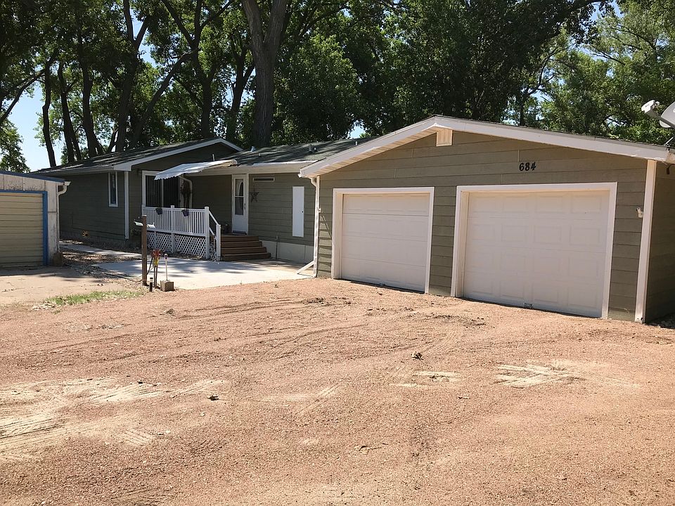 1st image of 684 Frontier Ln