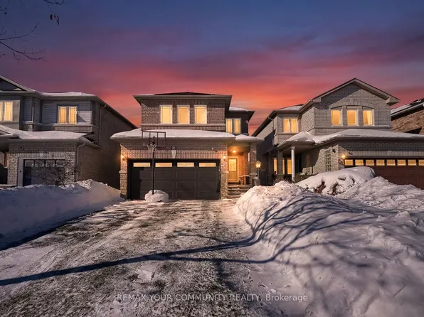 94 Sunridge St, Richmond Hill, ON L4E 3Z4