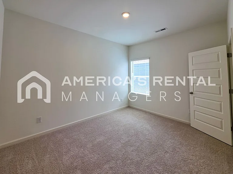 318 Ashland Dr SW — Photo 25