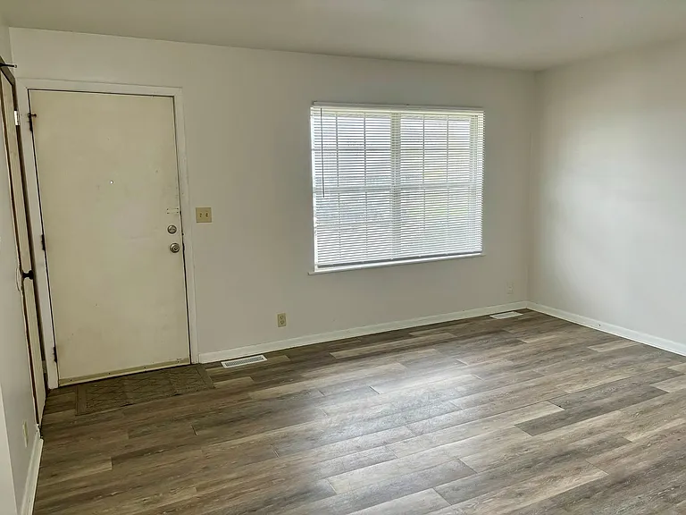 65 Sunset Dr — Photo 10