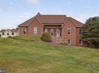 7001 Wayland Dr, Warrenton, VA 20187