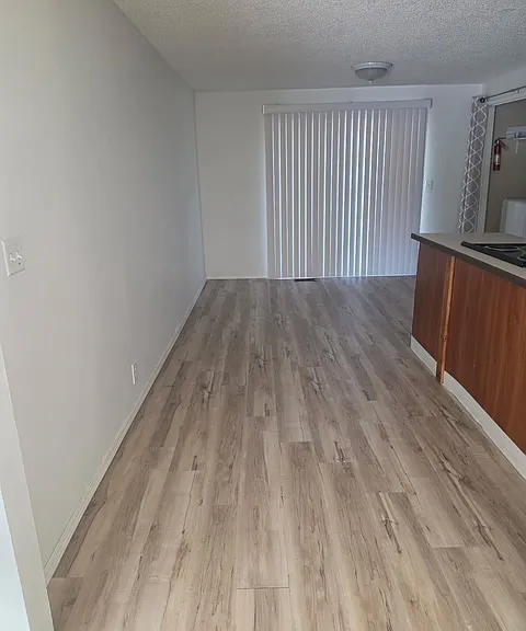 Slider to back of property off kitchen