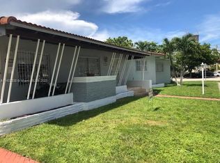 1910 SW 7th Ave #1910/1912, Miami, FL 33129