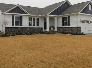 1121 Red Maple Dr, Troy, OH 45373