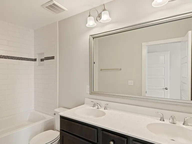 2801 Wilshire Hill Dr #107 — Photo 5