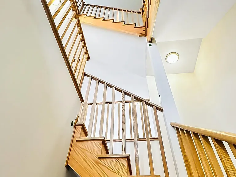 3098 Meadowridge Dr — Photo 18
