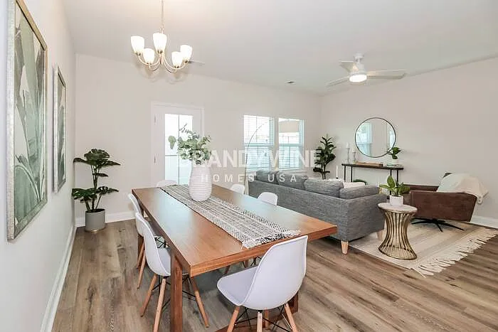 1124 Wildflower Dr — Photo 10